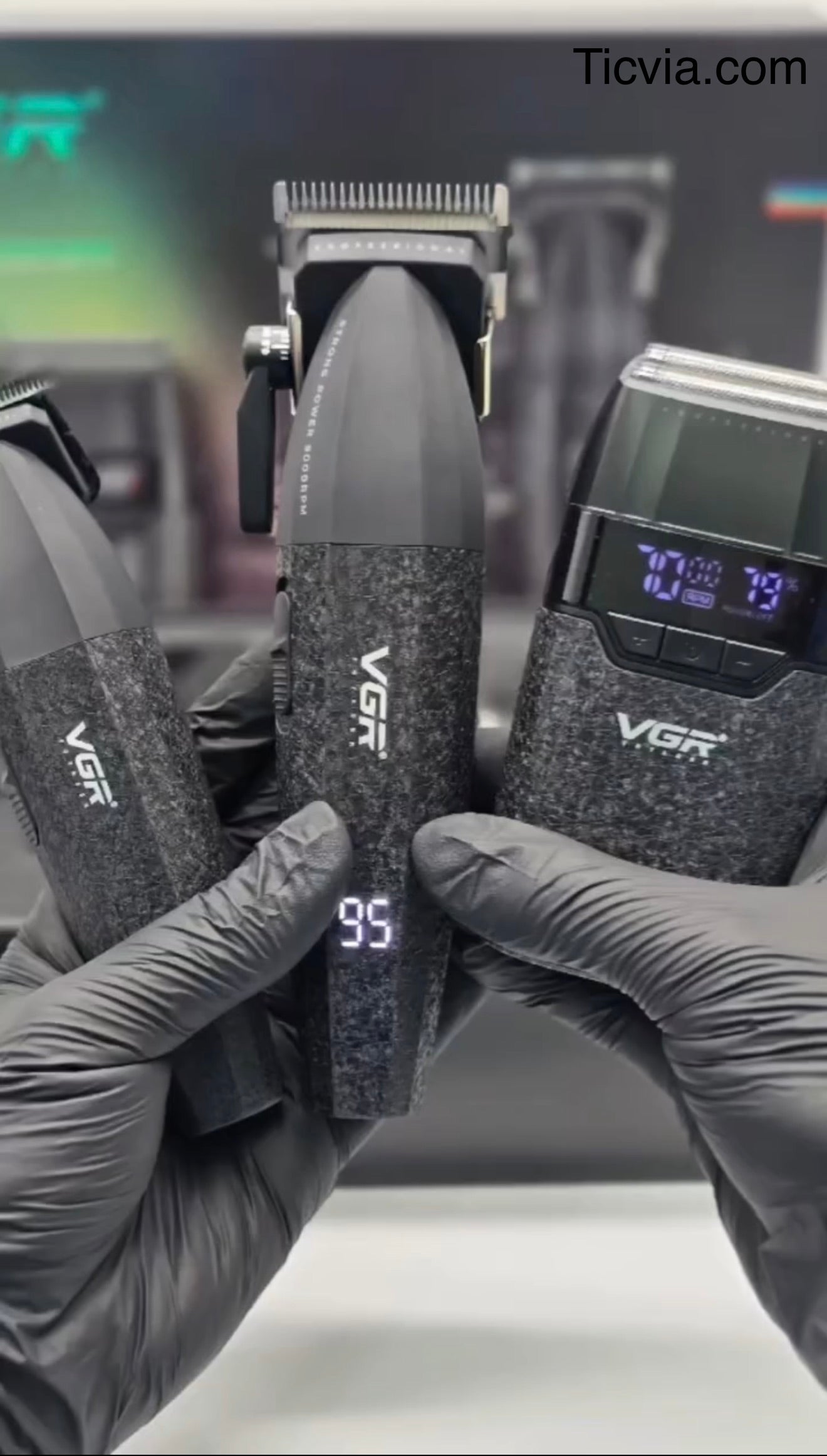 VGR V-640 S3 – Kit Barbier Pro 3-en-1 (Tondeuse + Trimmer + Rasoir) | Livraison Gratuite 24/48h en Belgique